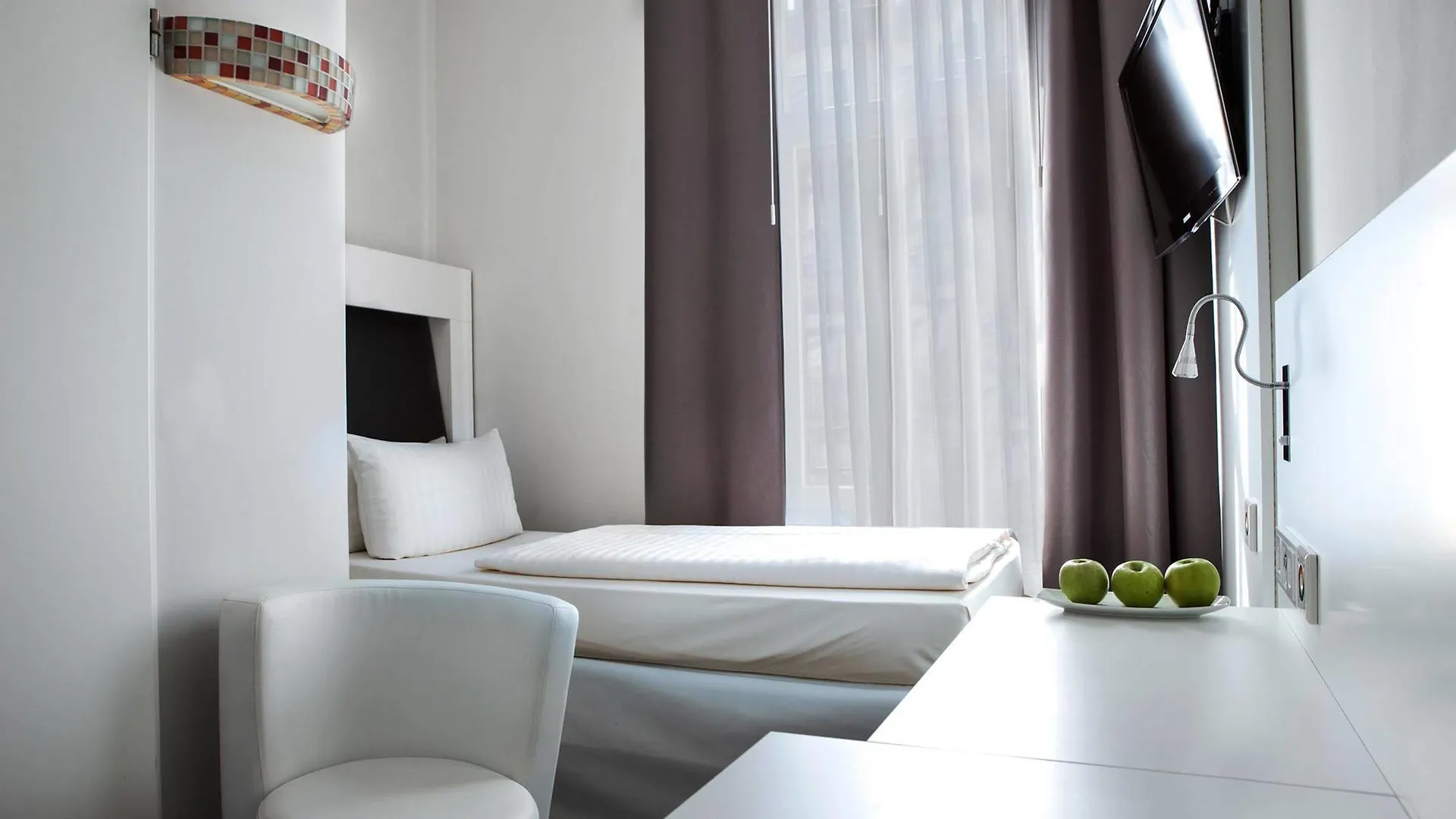 Grand Hotel Downtown Francoforte sul Meno 4*,